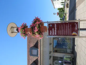 Kozmin-Platz - Hinweistafel
