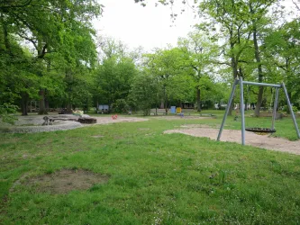 Kleiner Bellheimer - Spielplatz am Schützenhaus -E