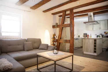 Wohnraum und Küche, Winetime Apartments Bellheim