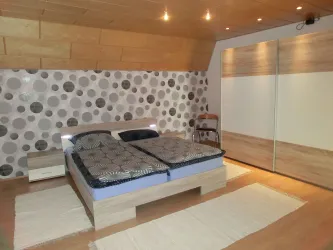 Schlafzimmer Gesamtansicht