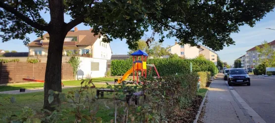 Spielplatz Ecke Just-Röntgenstraße-Spielturm