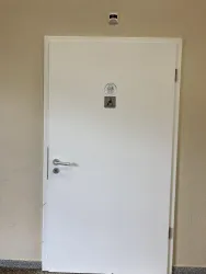 Behindertentoilette Bahnhof Kandel