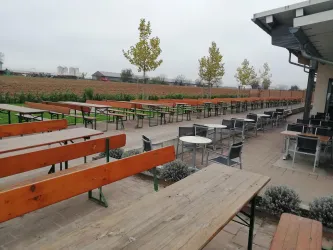 Außensitzplätze Hofmarkt Zapf, Kandel