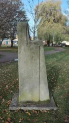 Die Sitzende, Martine Andernach