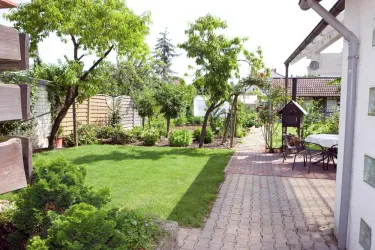 Garten mit Terrasse (© Ferienwohnung Werling, Kandel)