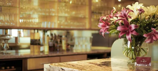 Ein Blick hinter die Theke (© Hotel zum Riesen, Familie Wenz)