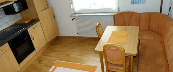 Küche mit Sitzecke 4-Bettwohnung