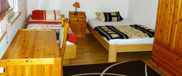 2.Schlafzimmer 4-Bettwohnung