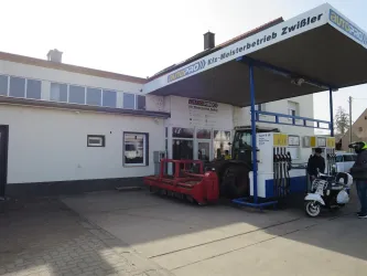 Tankstelle & Landmaschinen Zwißler