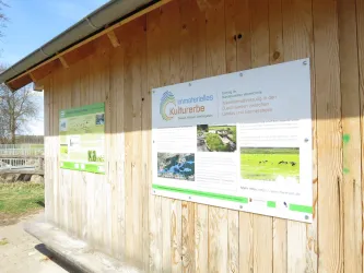 Informationen zu Fauna und Flora am Teilungswehr