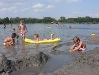 Baggersee Jockgrim Kids (© Verbandsgemeinde Jockgrim)