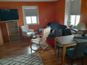 Wohnbereich mit Couch FEWO Camino EG (© Mayer-Schwenker, Jockgrim)