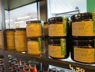 Verkauf von Marmeladen Schick'es Lädel