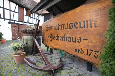 Ein familienfreundliches Radevent in der Südpfalz, das zum Besuch eines Museums einlädt. Datum: 04.05.2025.