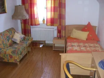 Einzelzimmer 4b