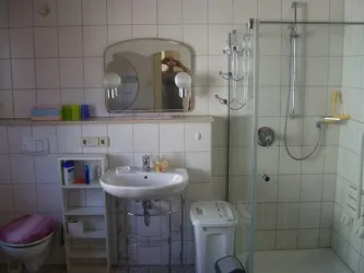 Badezimmer 2