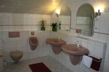 Gemeinsames Badezimmer