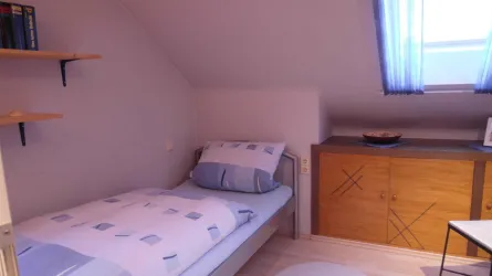 Schlafzimmer 2