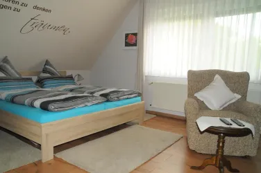 Wohn- und Schlafbereich im Schlafzimmer II