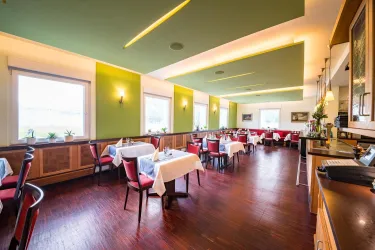 Restaurant Hotel Vater Rhein, Wörth (© Maca Tomic, Foto by Tonimedia)