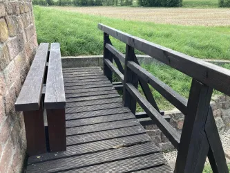 Bank Tretbecken Freckenfeld