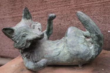 Skulptur Fuchs am Brunnen in Vollmersweiler
