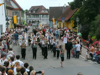 Kerweumzug in Rheinzabern