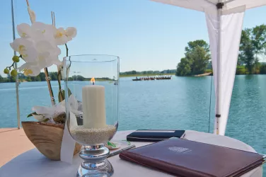 Hochzeit am Anlegeplatz der Lusoria Rhenana