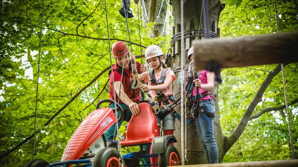 Familienvergnügen im Abenteuerpark Kandel.