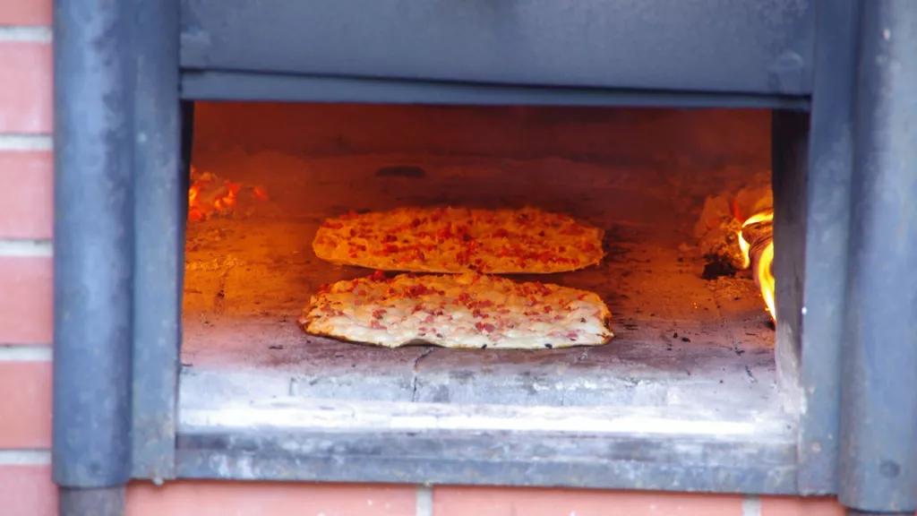 Flammkuchen im Ofen