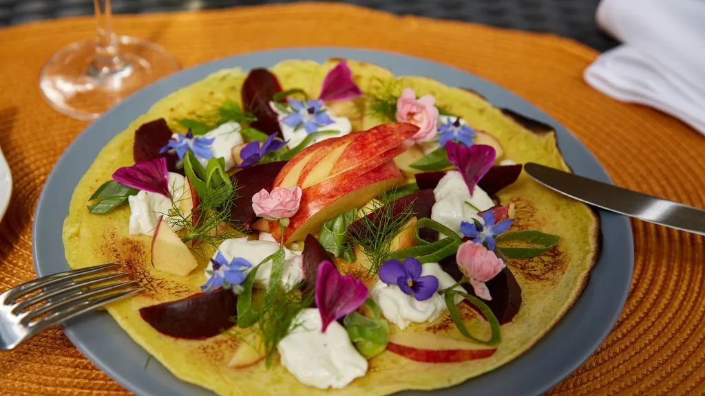 Pfannekuchen mit Apfel