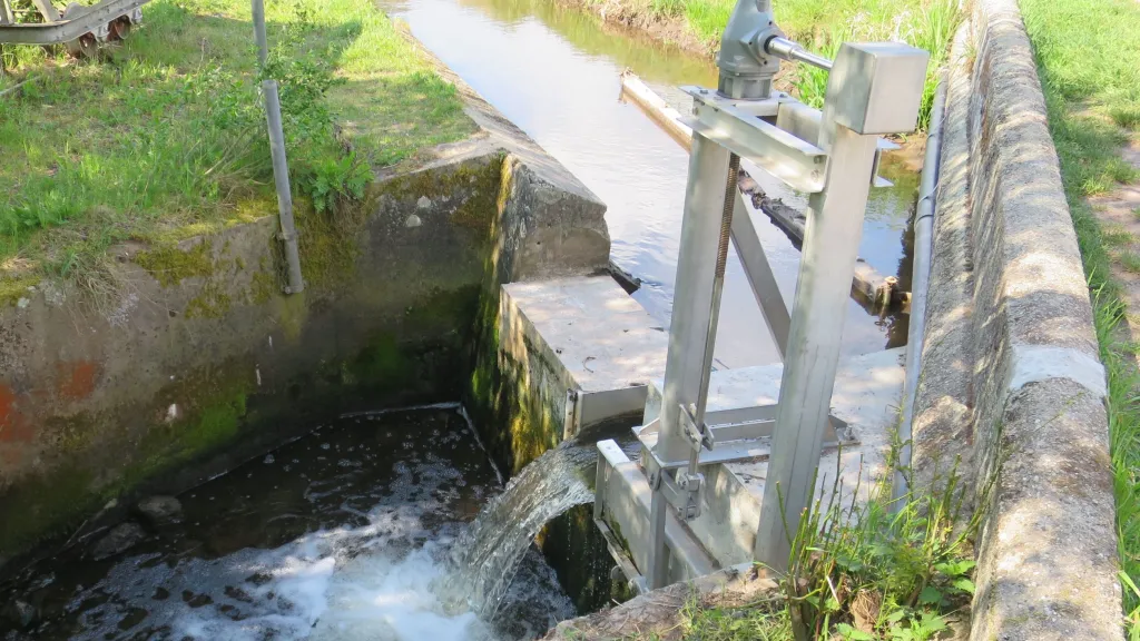 der "Buweabloss" in Zeiskam