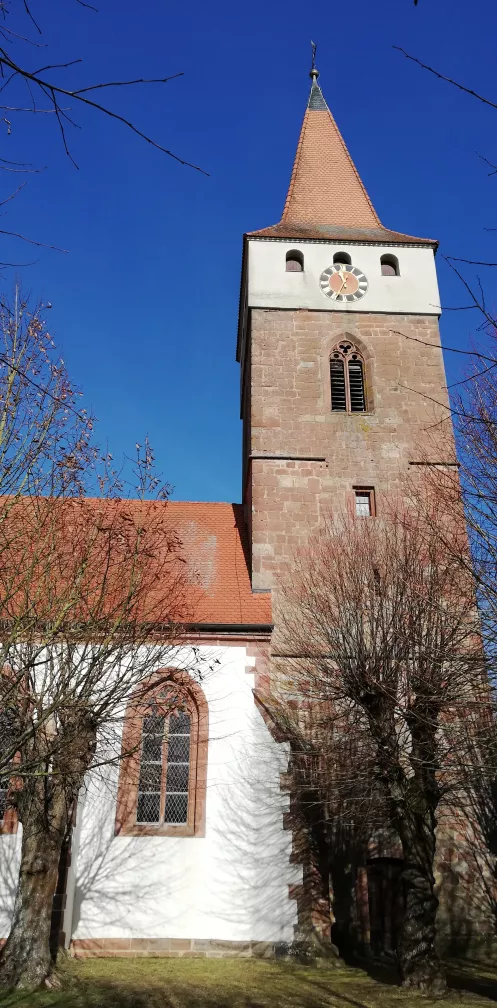  Historische Kirche in Minfeld