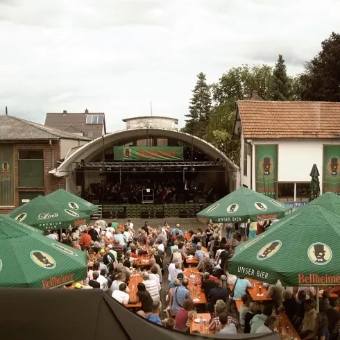 BELLHEIMER Brauereifest mit Bühne