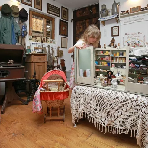 Müllers Bauernhof Ausstellung Rheinzabern (© Südpfalz-Tourismus e.V., Fotograf: Norman P.Krauss) Müllers Bauernhof Ausstellung Rheinzabern (© Südpfalz-Tourismus e.V., Fotograf: Norman P.Krauss)